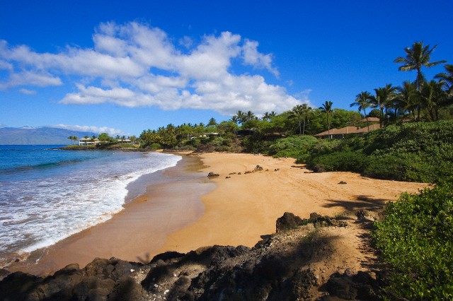 Hawaii, Maui, Makena, Chang's Beach, blue sky, clouds, empty beach